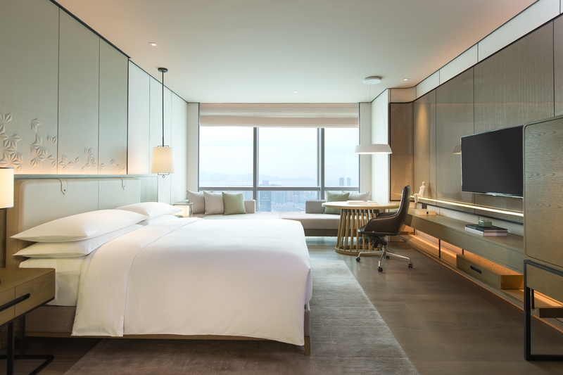 连锁酒店的家具在实用性和成本控制上有哪些优势？