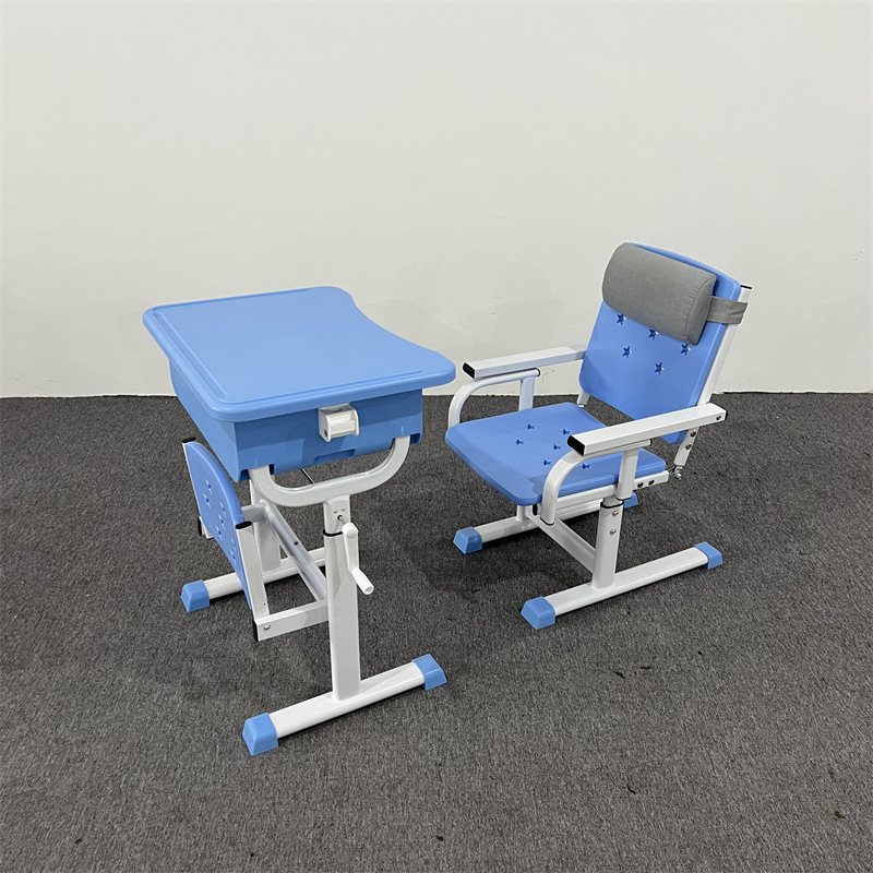 小学午休可躺的课桌椅有什么特点？